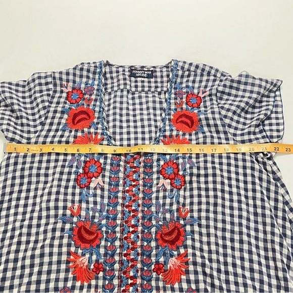 Johnny Was Workshop Embroidered Gingham Top- blue White floral boho peasant sz L - Picture 3 of 8